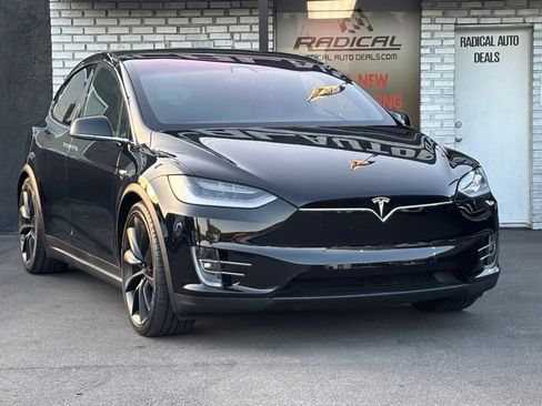 Used 2020 Tesla Model X Long Range AWD/4WD image 4