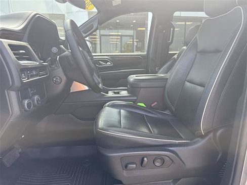 Used 2021 Chevrolet Tahoe Premier RWD image 4