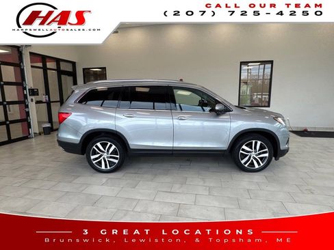 Used 2017 Honda Pilot Touring image 7