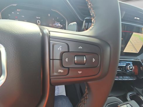 New 2026 GMC Sierra 1500 AT4 w/ AT4 Premium Package AWD/4WD image 33