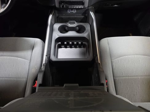 Used 2024 RAM 2500 Big Horn w/ Off Road Package AWD/4WD image 15