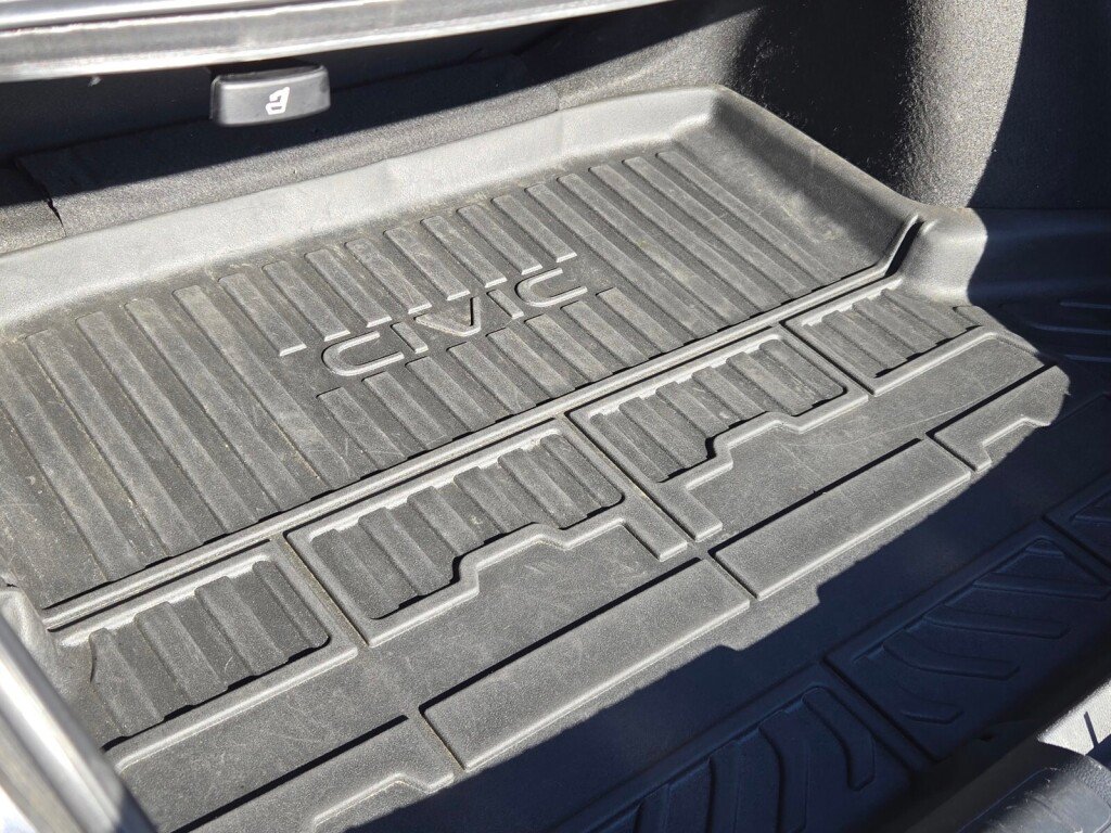 Certified 2024 Honda Civic Sport image 18