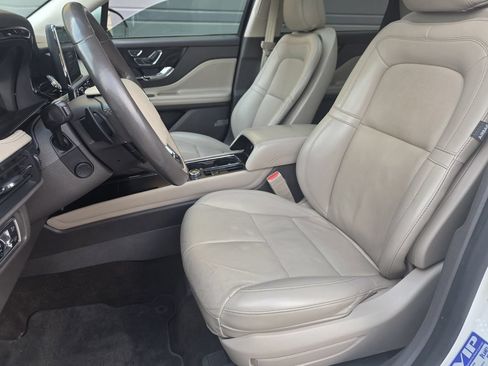 Used 2021 Lincoln Corsair Reserve FWD image 15
