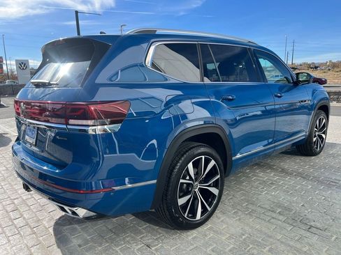 Certified 2025 Volkswagen Atlas SEL Premium R-Line image 7