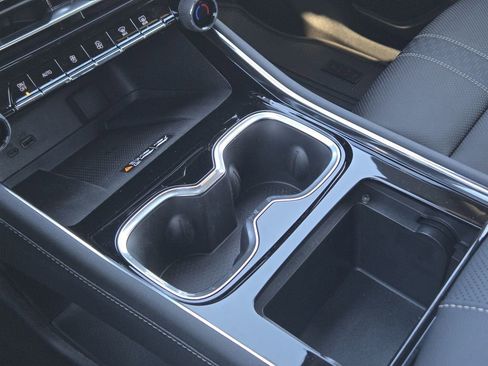 New 2026 Chevrolet Traverse High Country image 22