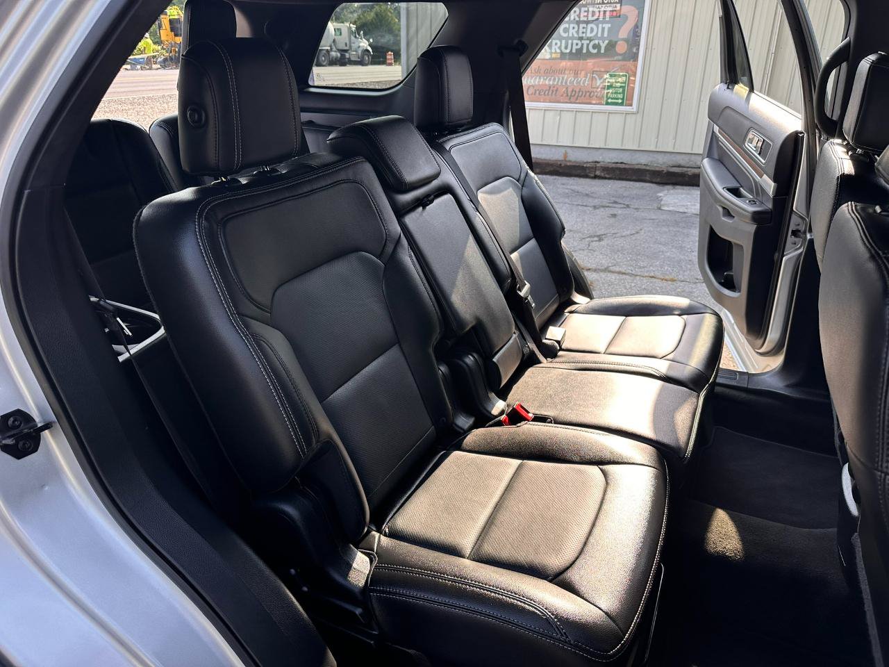 Used 2016 Ford Explorer Limited FWD image 16