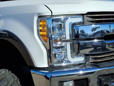 Used 2017 Ford F250 King Ranch AWD/4WD image 9