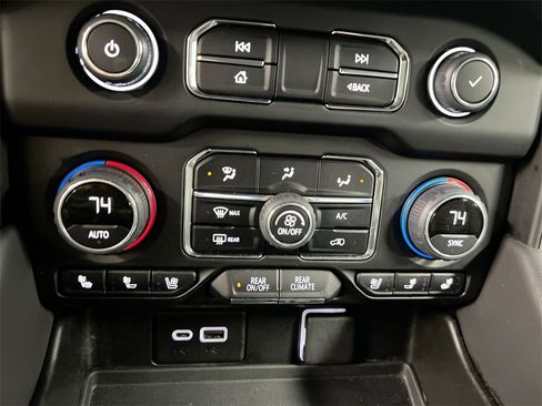 Certified 2024 Chevrolet Tahoe Premier image 17