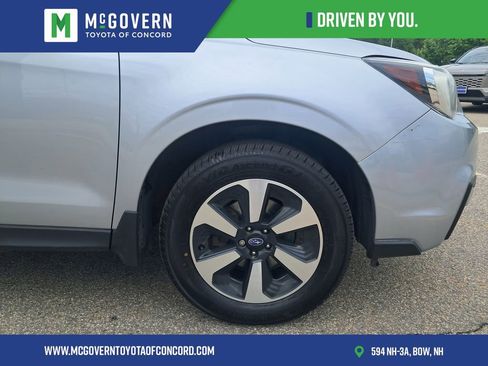 Used 2017 Subaru Forester 2.5i Premium w/ All-Weather Package AWD/4WD image 10