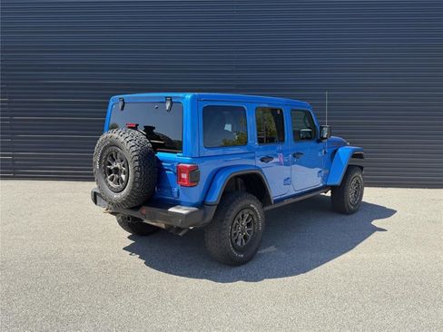 Used 2021 Jeep Wrangler Unlimited Rubicon w/ Trailer Tow Package AWD/4WD image 9