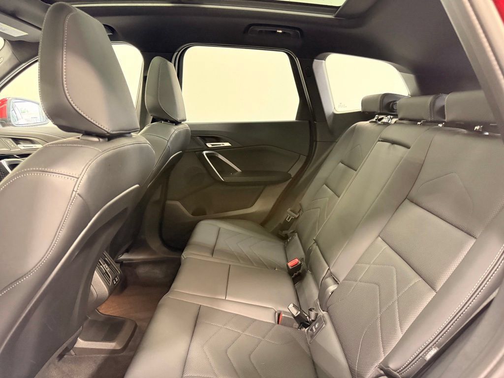 Used 2026 BMW X1 xDrive28i AWD/4WD image 21