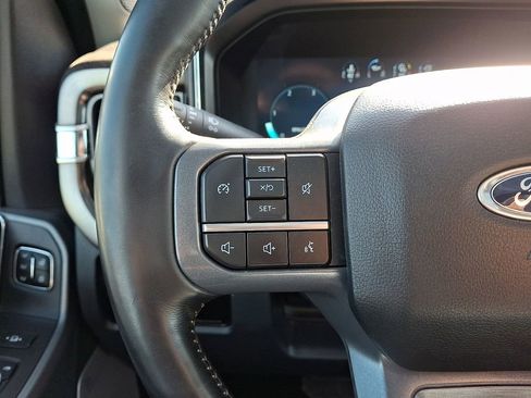 Used 2024 Ford F450 Lariat w/ FX4 Off-Road Package AWD/4WD image 23