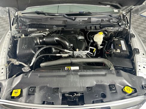 Used 2016 RAM 1500 Laramie AWD/4WD image 31