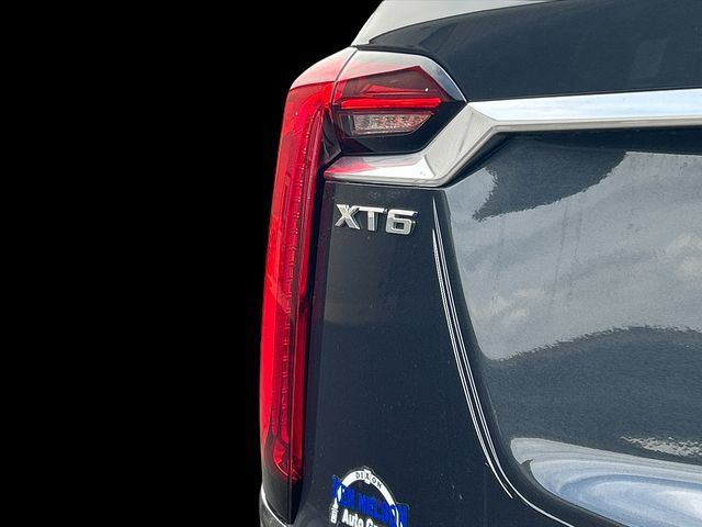 Used 2023 Cadillac XT6 Premium Luxury w/ Technology Package AWD/4WD image 8