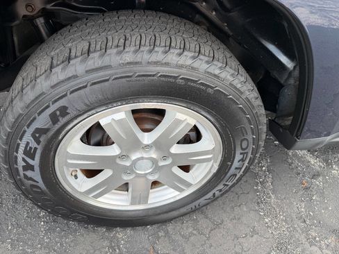 Used 2009 Jeep Grand Cherokee Limited w/ Quadra-Drive II 4X4 Group image 17