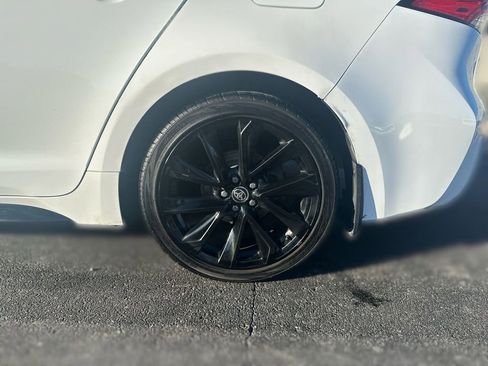 Used 2022 Toyota Corolla SE w/ Carpet Mat Package (TMS) image 17