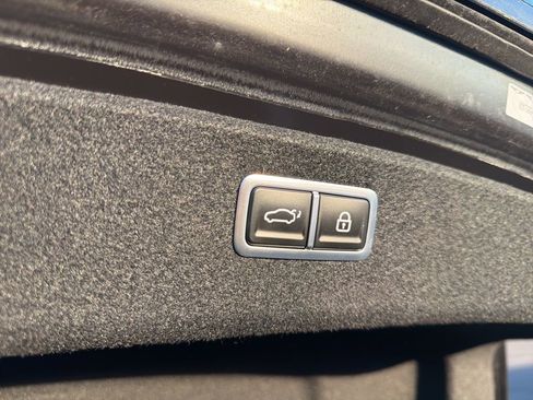 Used 2025 Genesis G80 3.5T Sport Prestige image 23