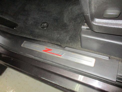 Used 2016 Chevrolet Silverado 1500 LTZ Z71 w/ LTZ Plus Package image 14