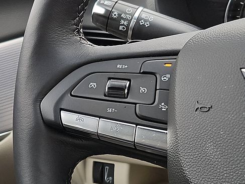 Certified 2025 Cadillac CT4 Luxury image 21