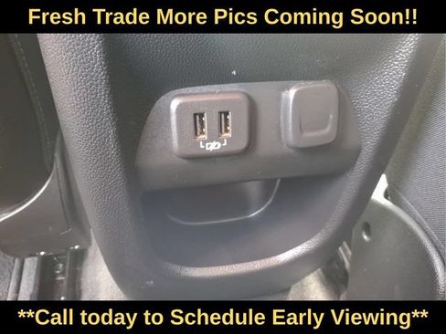 Used 2022 Chevrolet Colorado ZR2 AWD/4WD image 10