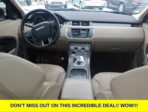 Used 2018 Land Rover Range Rover Evoque image 11