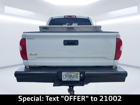 Used 2018 Toyota Tundra SR5 w/ SR5 Upgrade Package AWD/4WD image 3
