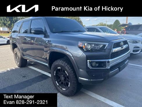 Used 2015 Toyota 4Runner Limited AWD/4WD image 3
