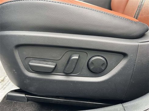 Used 2023 MAZDA CX-50 Meridian Edition w/ Cargo Package image 23