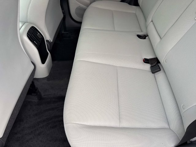 Used 2025 Hyundai Kona SEL FWD image 11