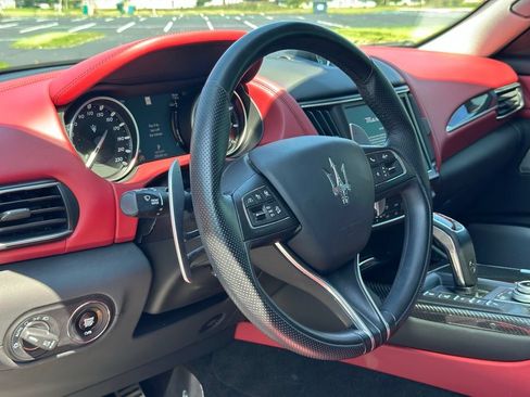Used 2022 Maserati Levante Modena S AWD/4WD image 22