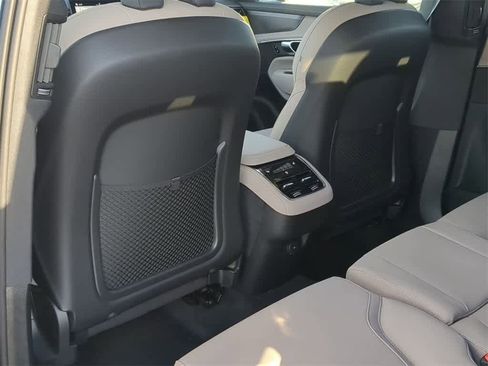 New 2026 Volvo XC90 B6 Plus w/ Protection Package Premier image 17