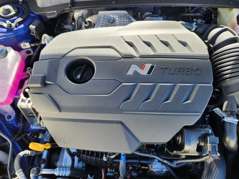 New 2025 Hyundai Elantra N image 18