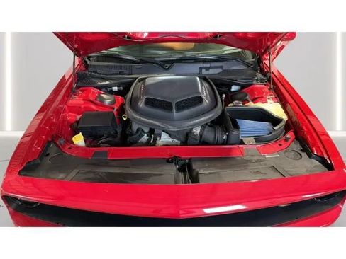 Used 2016 Dodge Challenger R/T Scat Pack RWD image 17