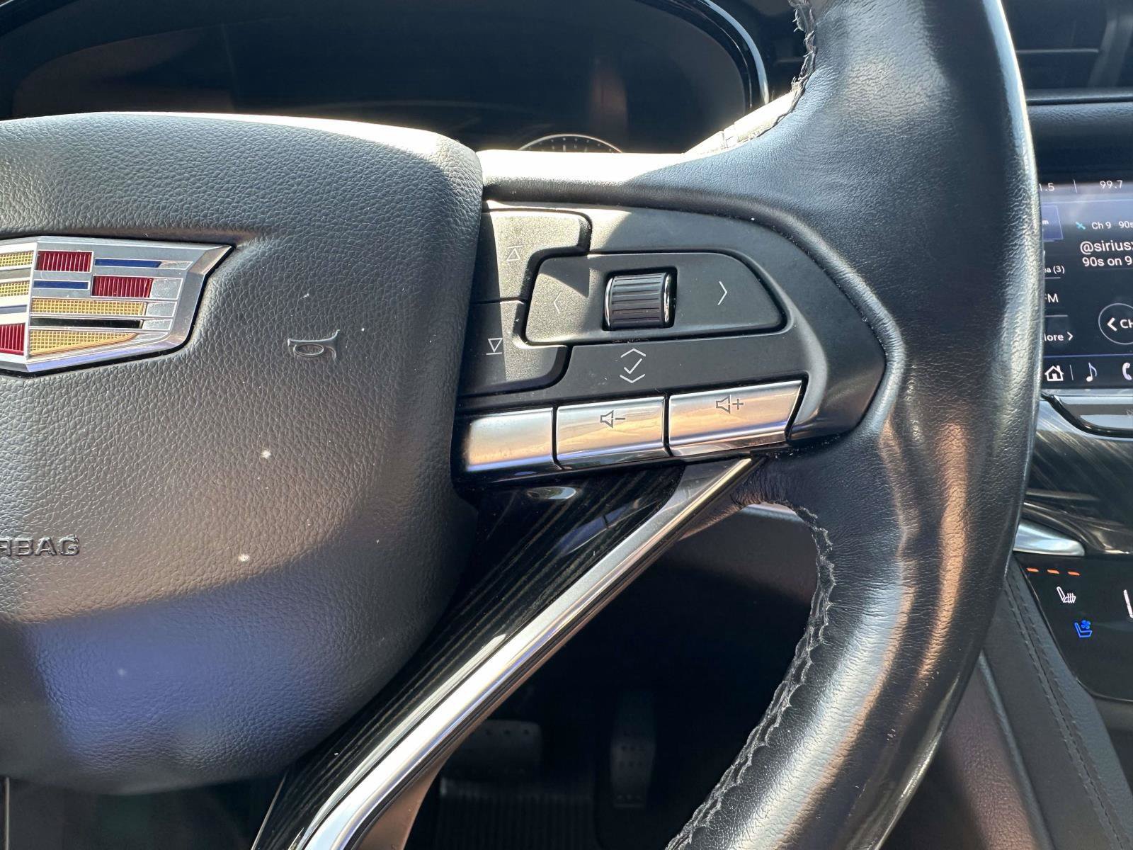 Used 2020 Cadillac XT6 Premium Luxury FWD image 14