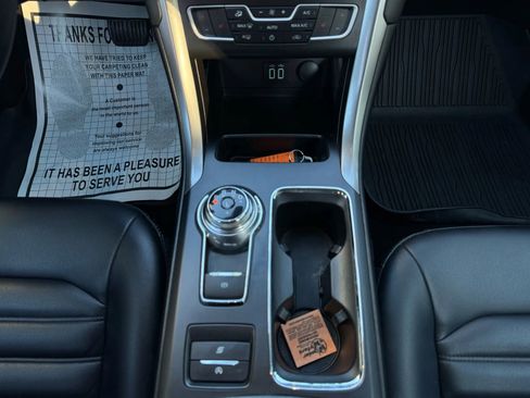 Used 2020 Ford Fusion SEL image 24