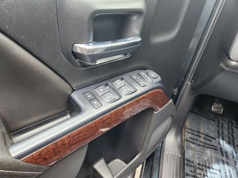 Used 2018 GMC Sierra 1500 SLE w/ SLE Fleet Preferred Package image 13