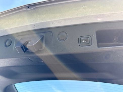 Used 2024 Chevrolet Equinox LT AWD/4WD image 20