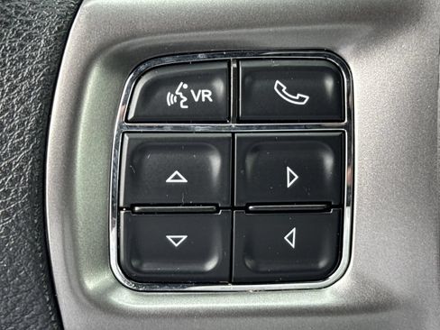 Used 2024 RAM 1500 Warlock AWD/4WD image 25