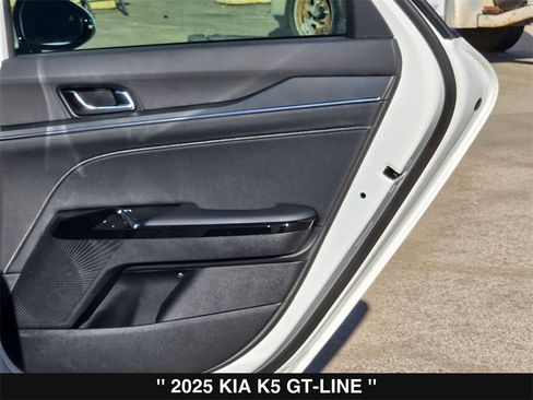 Used 2025 Kia K5 GT-Line image 28