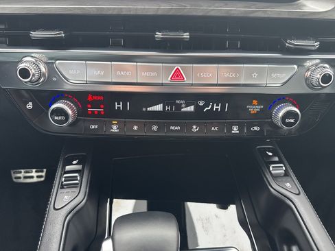 Used 2024 Kia Telluride SX X-Line image 19