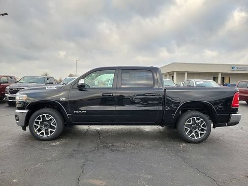 New 2026 RAM 1500 Laramie AWD/4WD image 3
