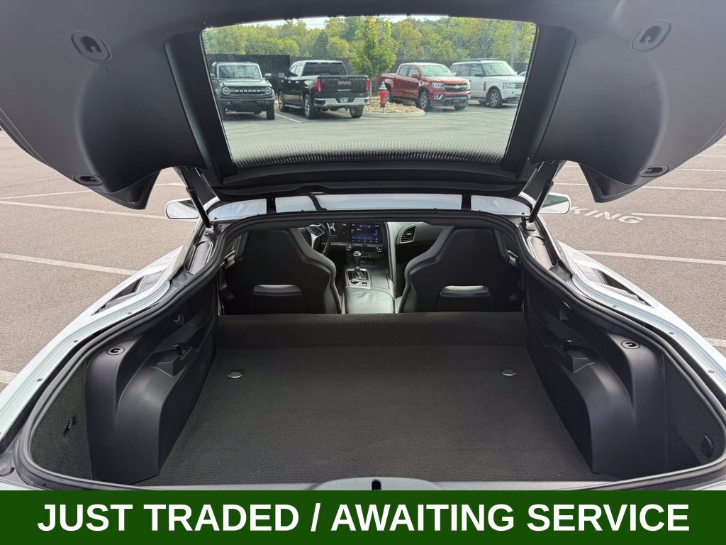 Used 2015 Chevrolet Corvette Stingray Coupe RWD image 16