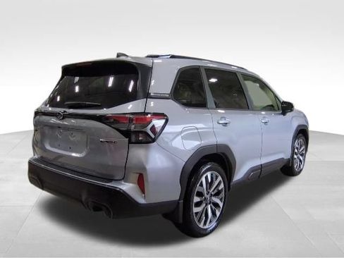 Used 2025 Subaru Forester Touring AWD/4WD image 31
