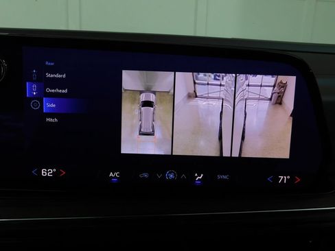 Used 2025 Chevrolet Tahoe LS AWD/4WD image 34