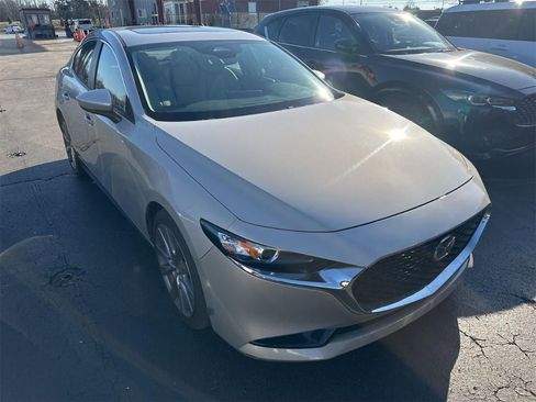 Used 2025 MAZDA MAZDA3 s image 6
