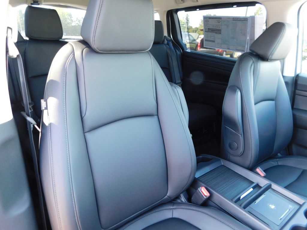 New 2027 Honda Odyssey EX-L image 21