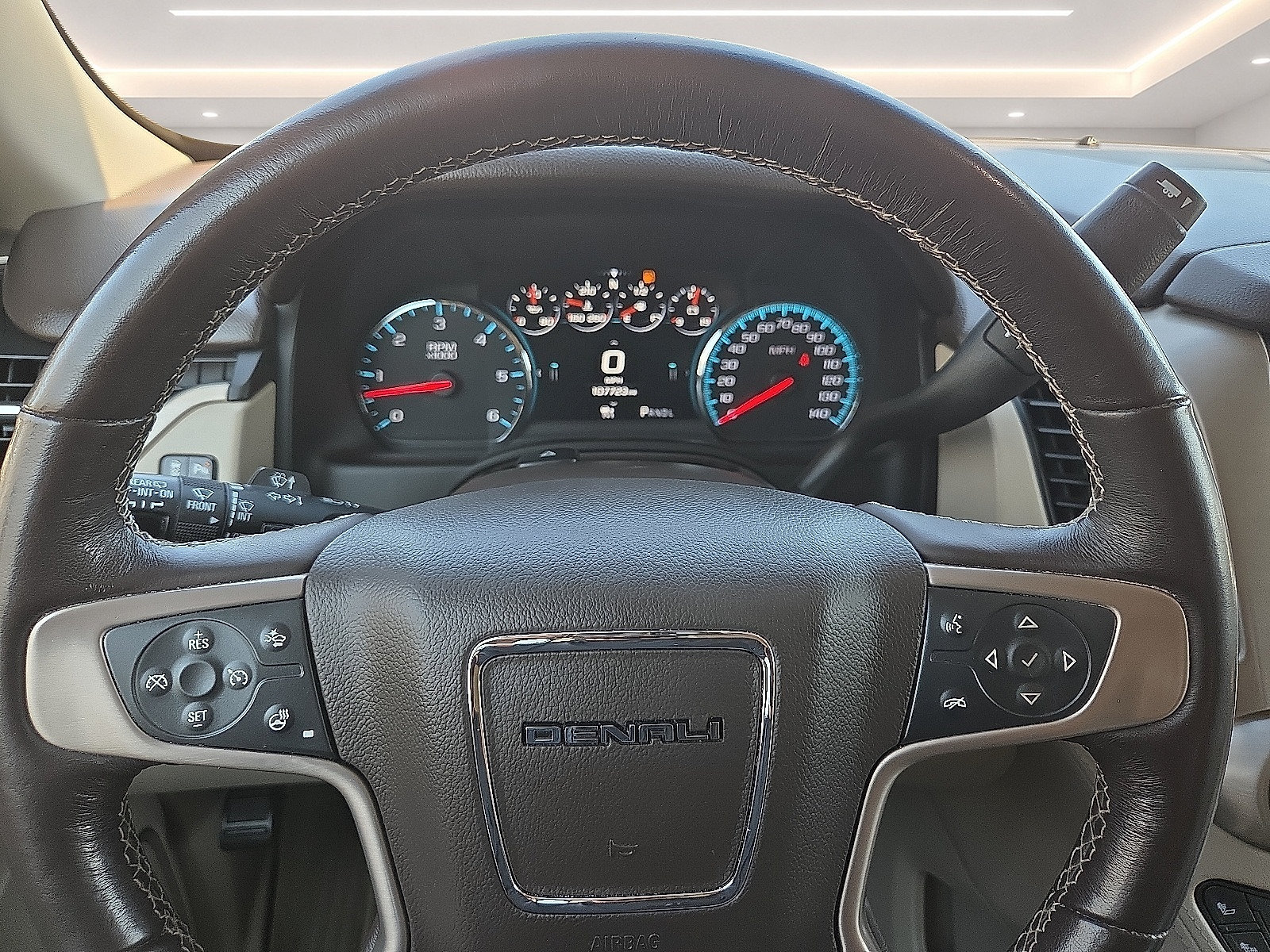 Certified 2018 GMC Yukon Denali w/ Denali Ultimate Package AWD/4WD image 4