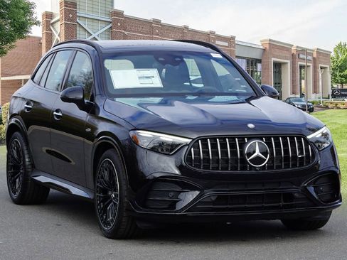 New 2026 Mercedes-Benz GLC 43 AMG 4MATIC image 3