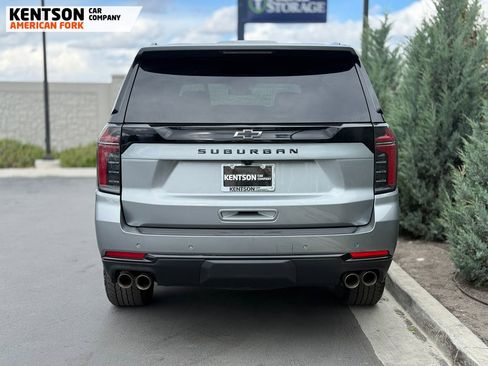 Used 2025 Chevrolet Suburban Z71 AWD/4WD image 7