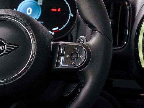 Used 2024 MINI Cooper Countryman S FWD image 17